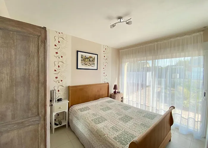 In Normandy Near Sandy Feriehus Hauteville-sur-Mer